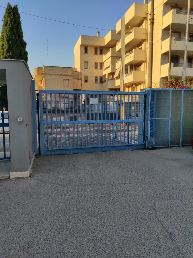 Апартаменты A Casa Di Nonno Pino Бари Экстерьер фото